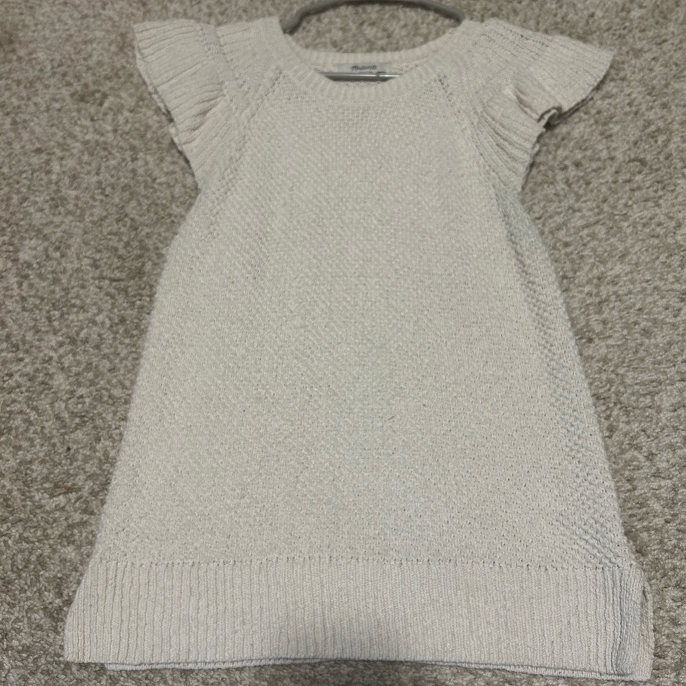 Great condition. Madewell Sz S short sleeve sweater